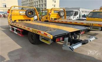 高速公路道路快速24小时拖车救援服务就附近公司热线电话-汽车搭电/补胎/吊车/脱困/维修/送油水/运输/开锁配钥匙-麦盖提喀什疏附疏勒英吉沙泽普莎车叶城岳普湖伽师巴楚塔什库